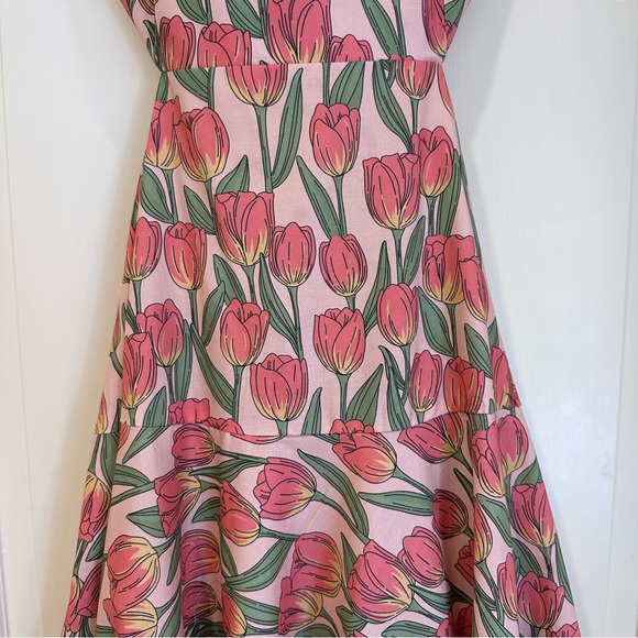 Custom tulip dress, one of a kind - Picture 3 of 9
